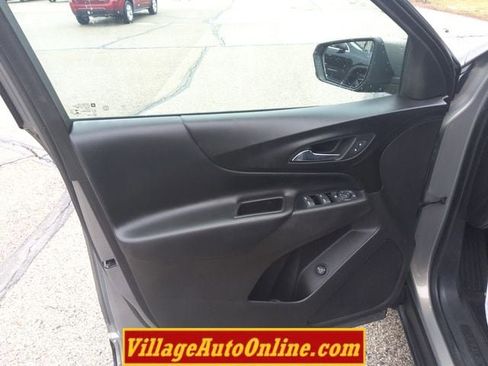 Used 2019 Chevrolet Equinox LT image 12
