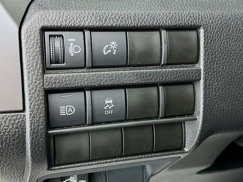 Used 2025 Toyota Tacoma TRD Sport AWD/4WD image 13