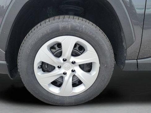 Certified 2024 Toyota RAV4 LE AWD/4WD image 25