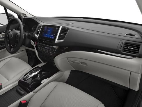 Used 2017 Honda Pilot Elite image 16