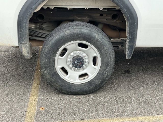 Used 2024 GMC Sierra 2500 Pro w/ 1SA Pro Safety Plus Package AWD/4WD image 12
