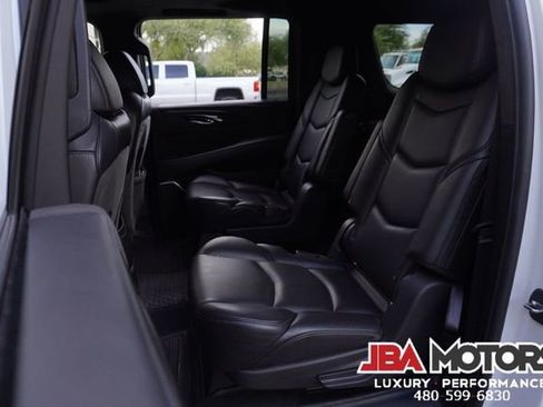 Used 2020 Cadillac Escalade ESV Platinum image 67