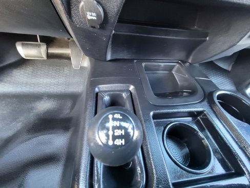 Used 2015 RAM 3500 Tradesman w/ Chrome Appearance Group AWD/4WD image 33