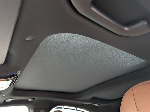 New 2026 Mercedes-Benz E 450 4MATIC Sedan image 25