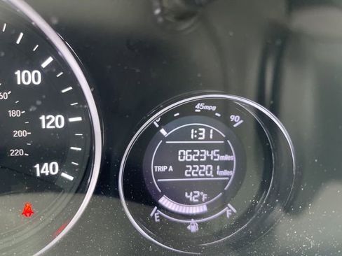 Used 2019 Honda HR-V LX image 11