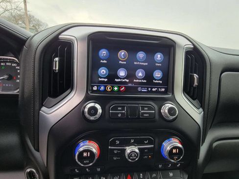 Used 2022 GMC Sierra 2500 SLT w/ SLT Convenience Package image 16