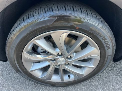 Used 2023 Buick Encore GX Essence w/ Experience Buick Package image 11