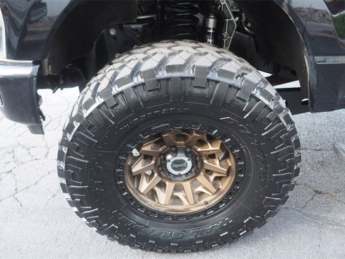 Used 2023 Ford F250 Lariat w/ Lariat Ultimate Package image 30