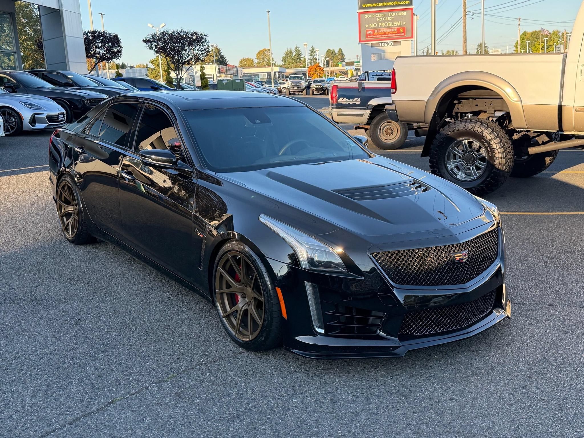 Used 2016 Cadillac CTS V w/ Luxury Package RWD image 10