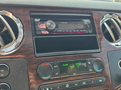 Used 2008 Ford F450 Lariat AWD/4WD image 26