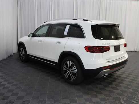 New 2025 Mercedes-Benz GLB 250 4MATIC image 4