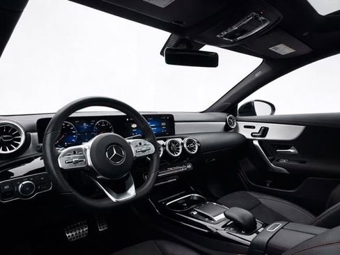 Used 2022 Mercedes-Benz CLA 35 AMG 4MATIC image 16