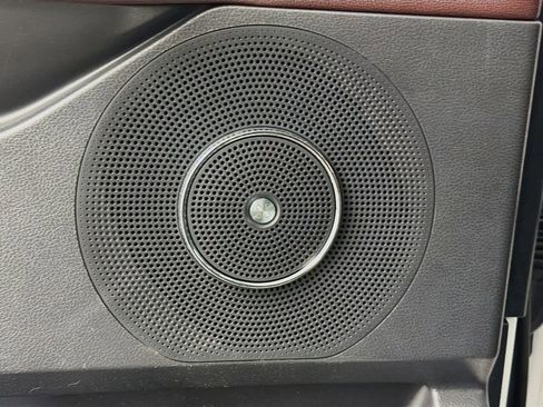 Used 2024 Ford Expedition Max Limited image 19