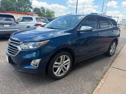 Used 2019 Chevrolet Equinox Premier AWD/4WD image 3
