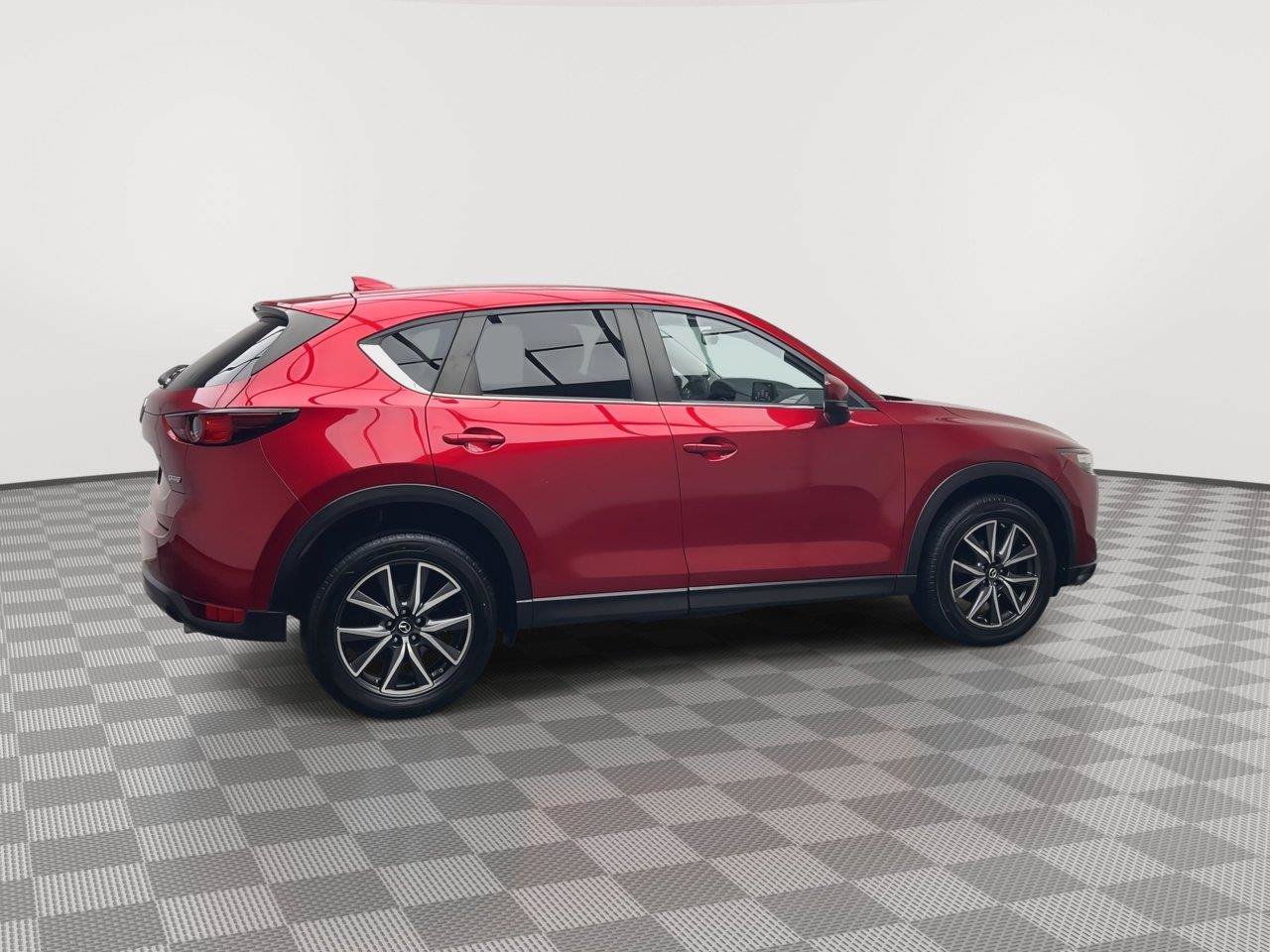 Used 2018 MAZDA CX-5 Touring w/ Preferred Equipment Package AWD/4WD image 40