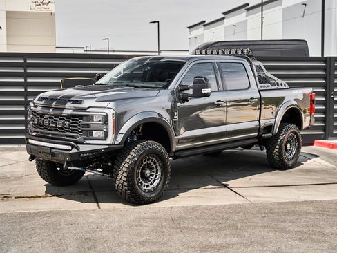 Used 2026 Ford F250 Lariat w/ Black Appearance Package AWD/4WD image 5