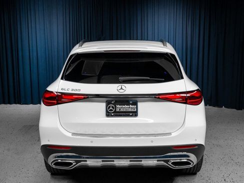 Used 2026 Mercedes-Benz GLC 300 image 8