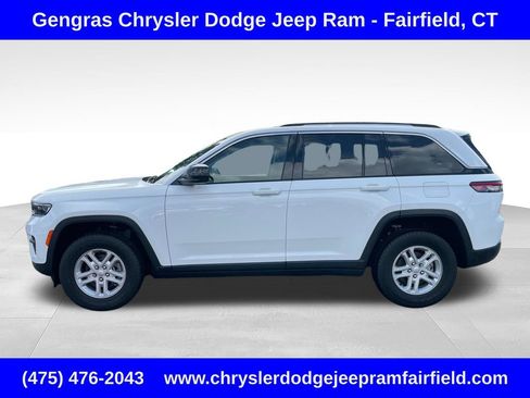 Certified 2023 Jeep Grand Cherokee Laredo w/ Luxury Tech Group I AWD/4WD image 4