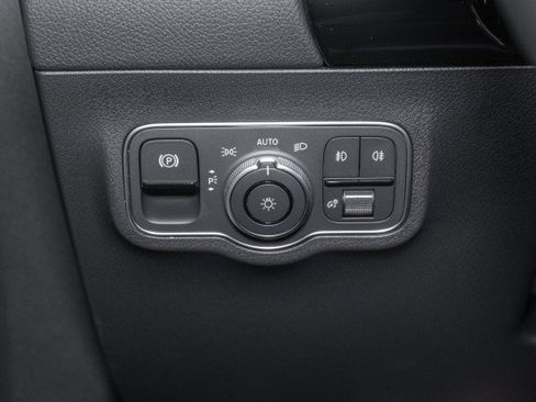 Certified 2026 Mercedes-Benz GLA 250 image 18