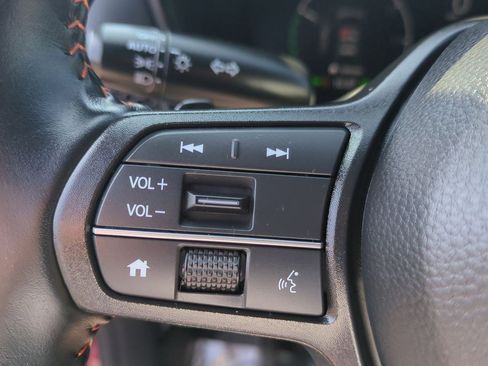 Certified 2025 Honda CR-V Sport-L image 12