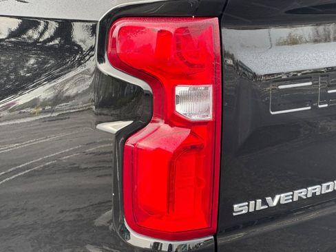 Used 2022 Chevrolet Silverado 1500 RST image 46