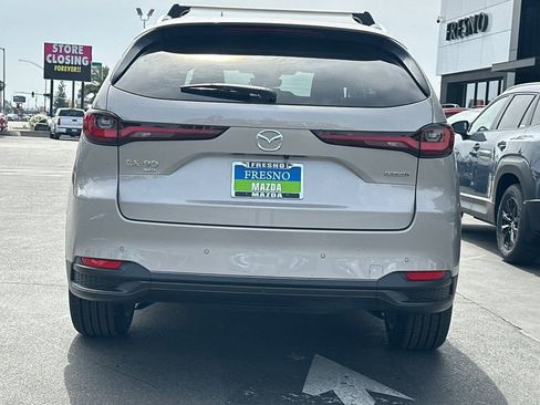 New 2026 MAZDA CX-90 3.3 Turbo w/ Preferred Package AWD/4WD image 6