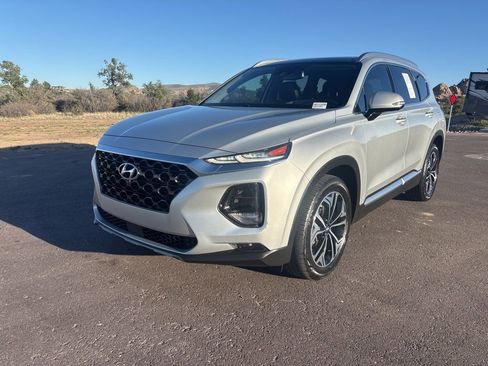 Used 2019 Hyundai Santa Fe FWD image 1