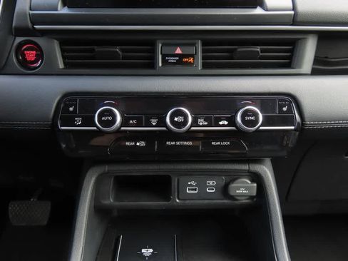 Certified 2023 Honda Pilot EX-L image 22