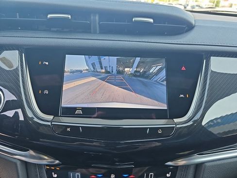 Used 2025 Cadillac XT6 Sport w/ LPO, Floor Liner Package image 25