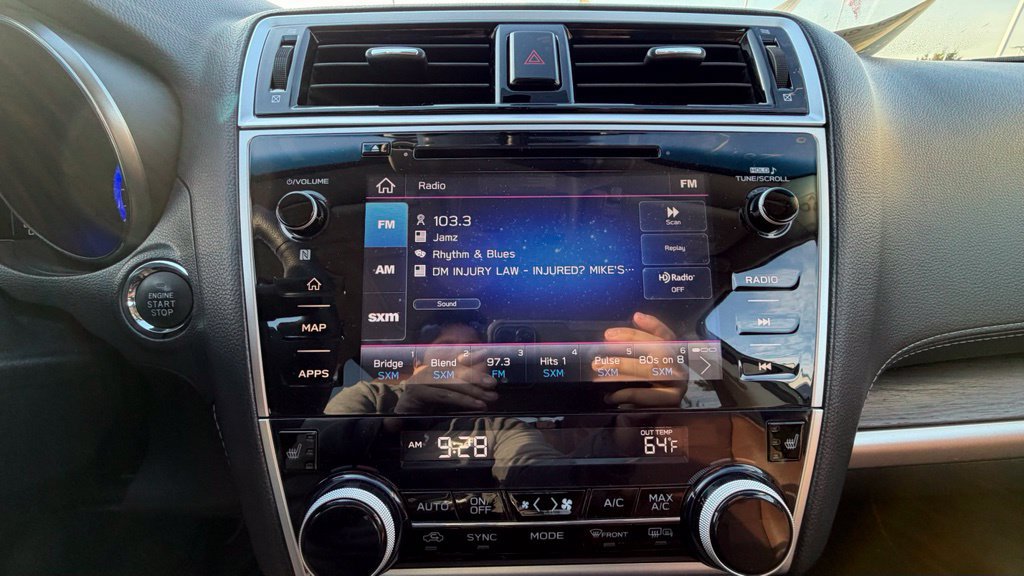 Used 2019 Subaru Outback 2.5i Touring AWD/4WD image 18