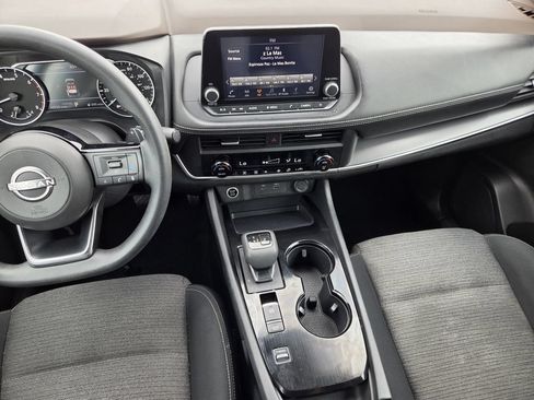 Used 2023 Nissan Rogue SV FWD image 16