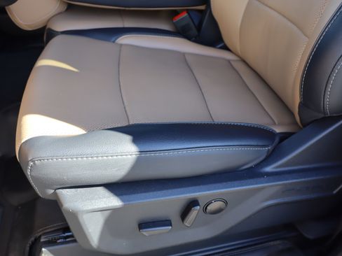 Used 2025 Ford F250 Lariat image 20