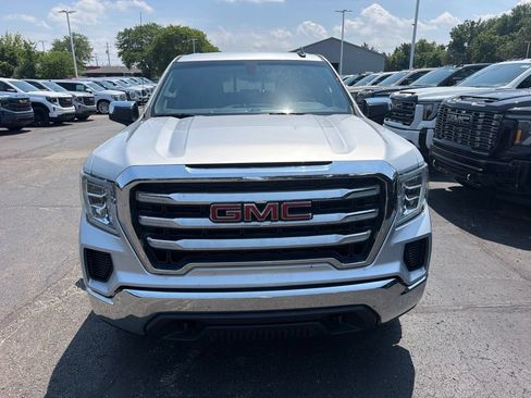 Used 2019 GMC Sierra 1500 SLE w/ SLE Value Package AWD/4WD image 3
