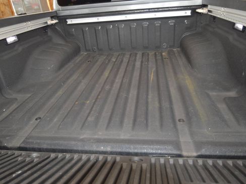 Used 2024 Nissan Frontier PRO-4X w/ Pro Convenience Package image 19