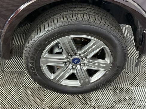 Used 2018 Ford F150 XLT w/ Equipment Group 302A Luxury image 12