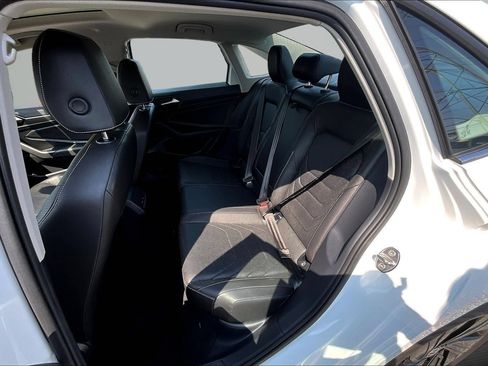 Used 2019 Volkswagen Jetta SEL Premium FWD image 20
