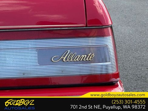 Used 1989 Cadillac Allante FWD image 19