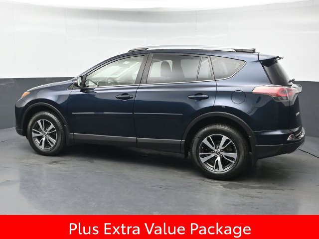 Used 2017 Toyota RAV4 XLE w/ Plus Extra Value Package AWD/4WD image 4