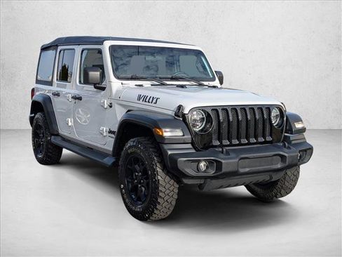 Used 2020 Jeep Wrangler Unlimited Sport image 3