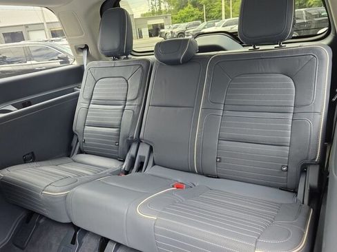 Used 2024 Lincoln Navigator Black Label AWD/4WD image 11