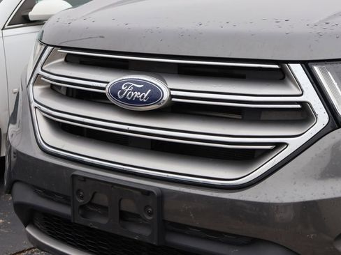 Used 2015 Ford Edge SEL w/ Equipment Group 201A image 2