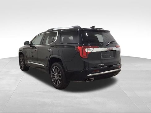 Used 2023 GMC Acadia Denali w/ Black Diamond Edition AWD/4WD image 3