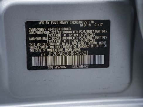 Used 2017 Subaru Crosstrek 2.0i Premium image 40