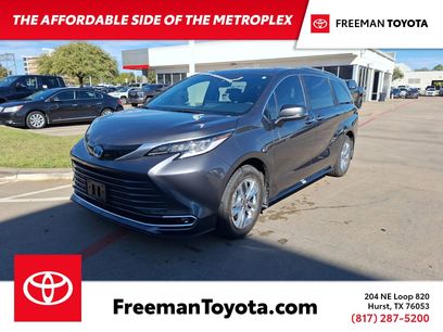 Used 2025 Toyota Sienna Limited