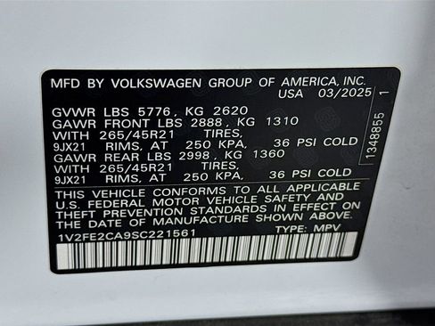 Used 2025 Volkswagen Atlas Cross Sport SEL Premium R-Line image 41