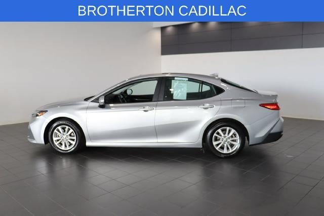 Used 2025 Toyota Camry LE w/ Convenience Package FWD image 2