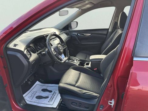 Used 2017 Nissan Rogue SV FWD image 11