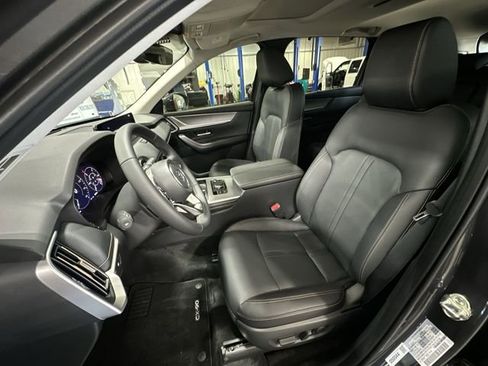 New 2026 MAZDA CX-90 Plug-In Hybrid w/ Preferred AWD/4WD image 17