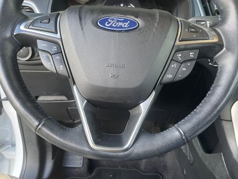 Used 2023 Ford Edge SEL image 27