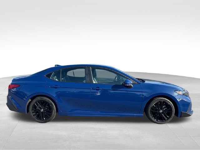 Used 2025 Toyota Camry SE FWD image 10